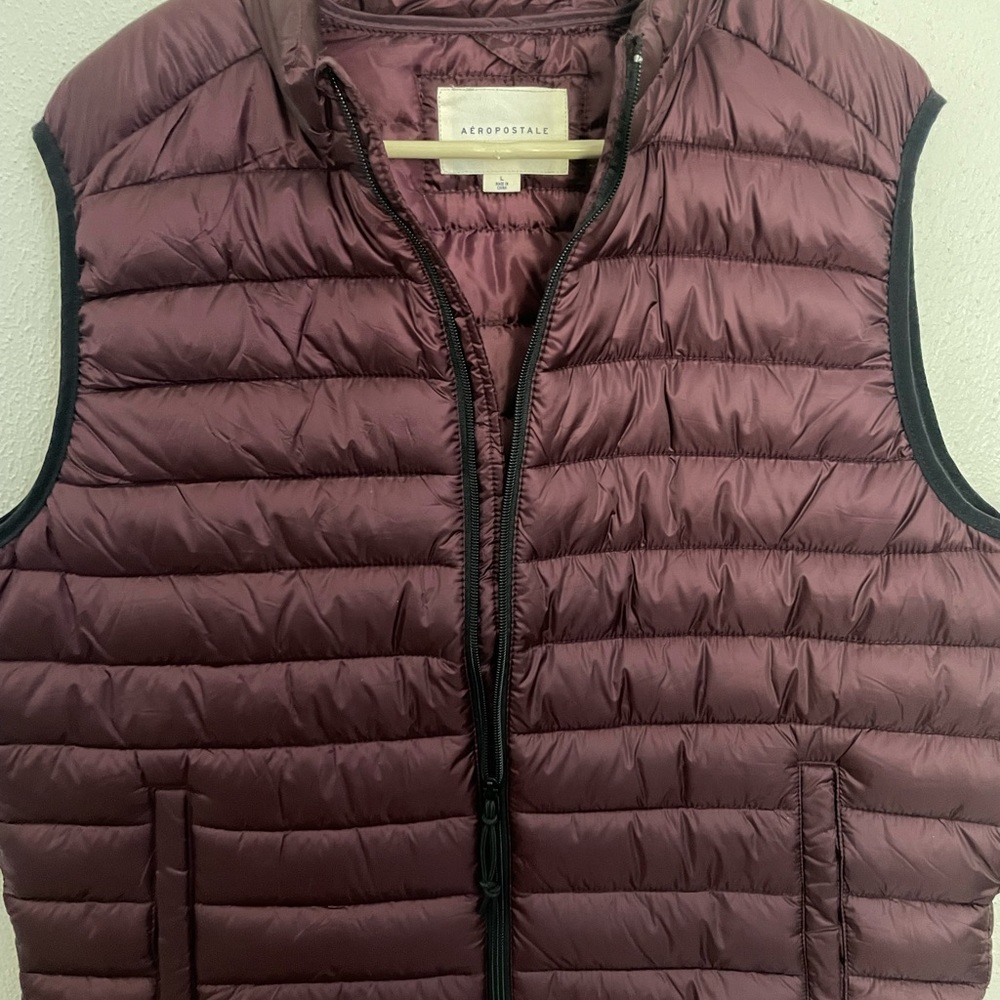 Aeropostale men sz Large Vest